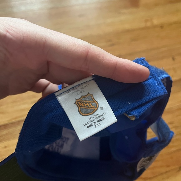 Vintage Toronto Maple Leafs Hat / Trucker Style / 80s - 90s / NHL - Picture 4 of 10